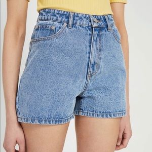 Frank and Oak the Stevie Short in Light Indigo